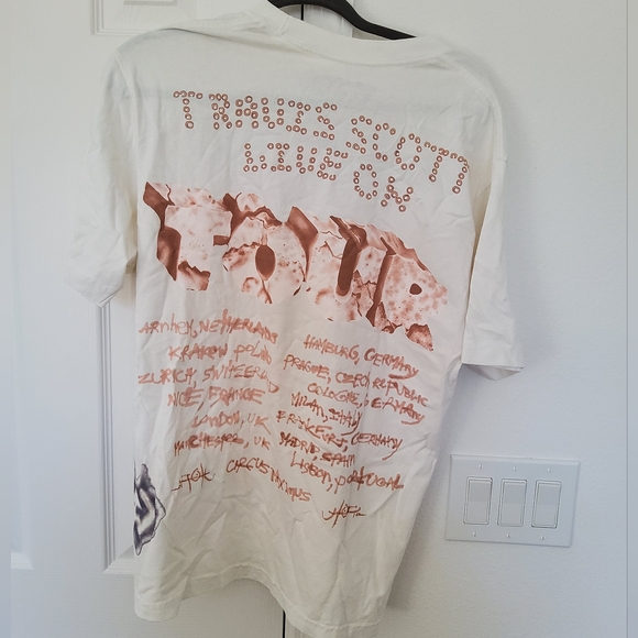 Travis Scott “Skitzo” Circus Maximus European Exclusive Utopia Tour Tee- Large - Picture 3 of 4